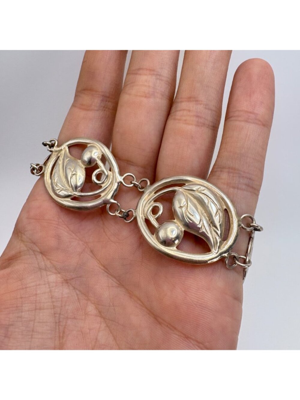 Leaf Circle Link Chain Bracelet Sterling Silver 925 Size 8.25" Length - Picture 5 of 10